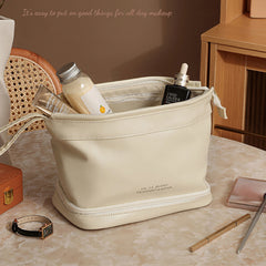 Travel cosmetics and Makeup Bag | Essentials Toiletries Storage Bag